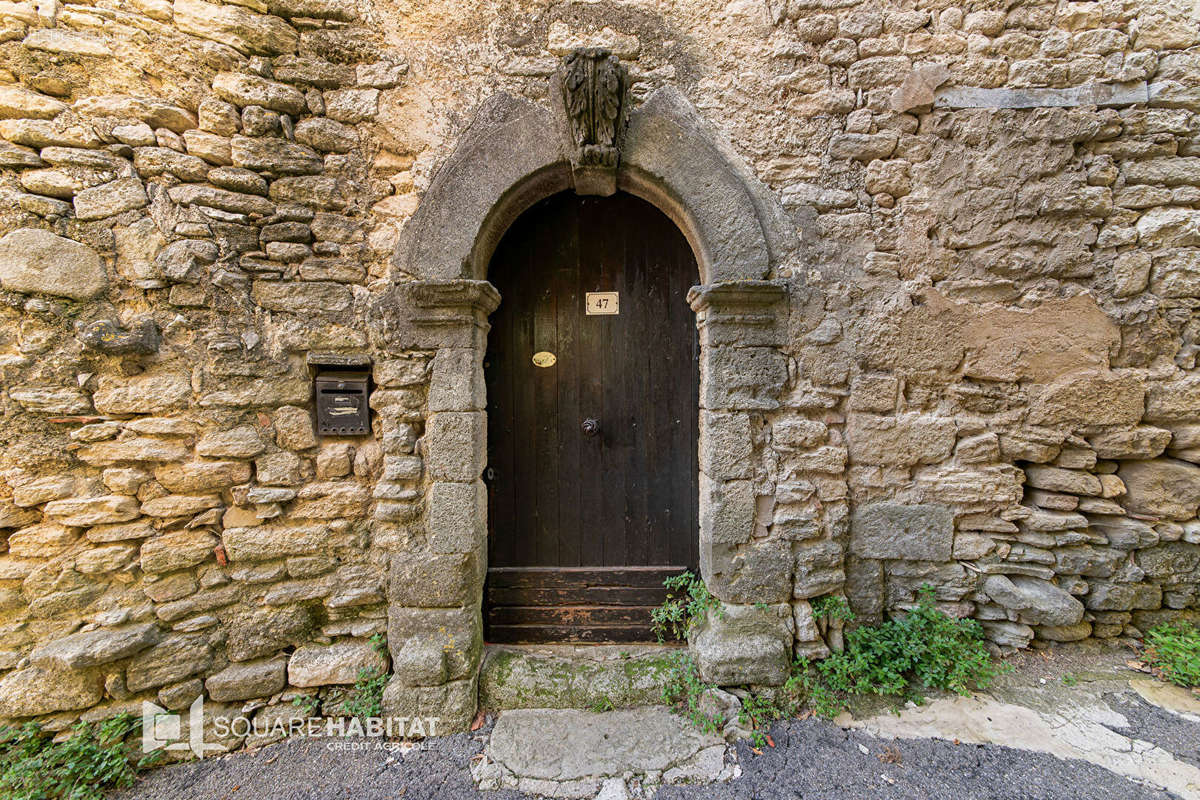 Maison à SAIGNON