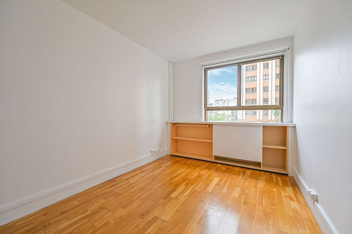 Appartement à PARIS-19E