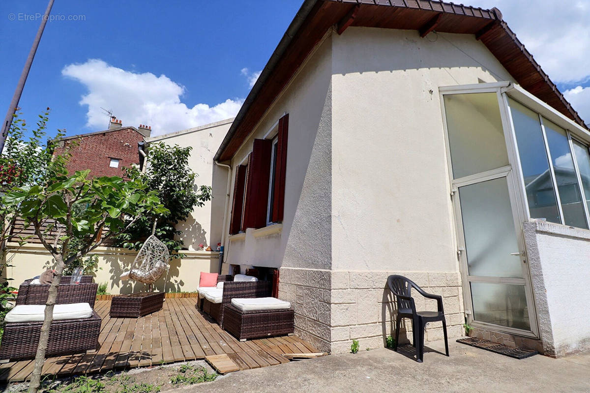 Maison à ASNIERES-SUR-SEINE