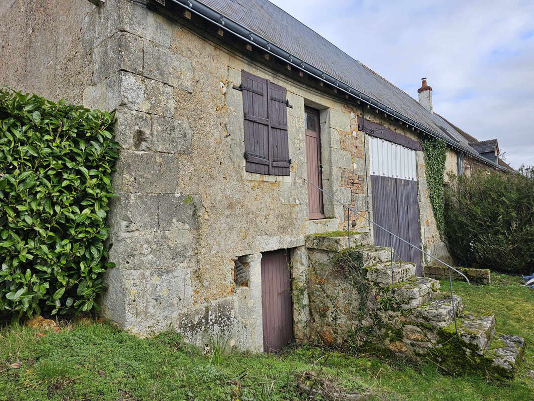 Maison à SAINT-LAURENT-EN-GATINES