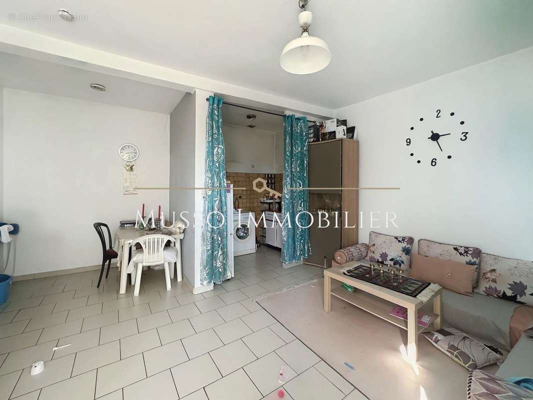 Appartement à MARSEILLE-13E