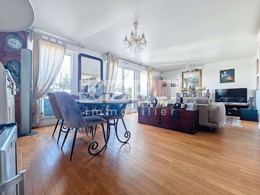 Appartement à ASNIERES-SUR-SEINE