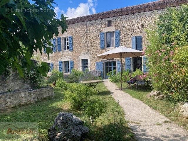 Maison à CORDES-SUR-CIEL