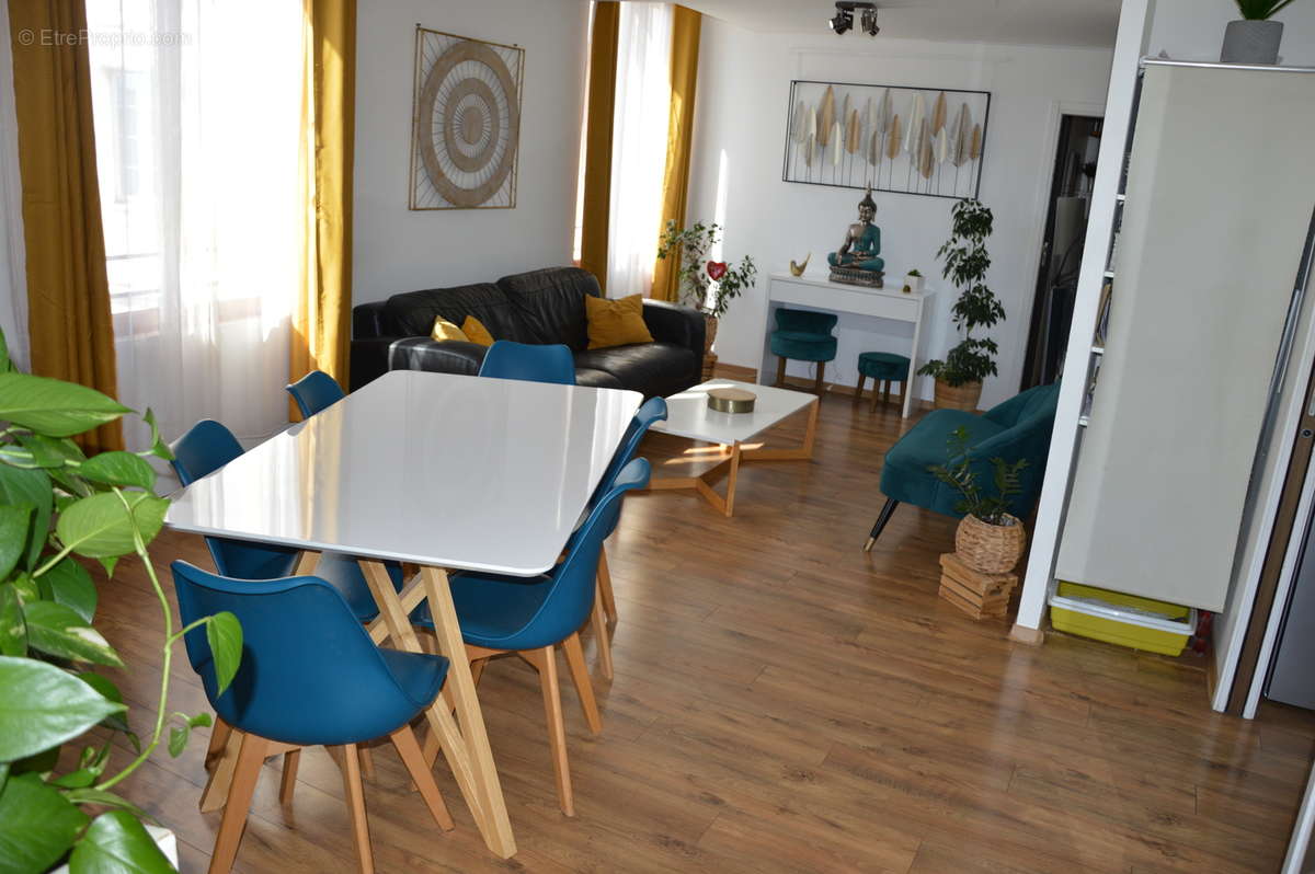 Appartement à CAGNES-SUR-MER