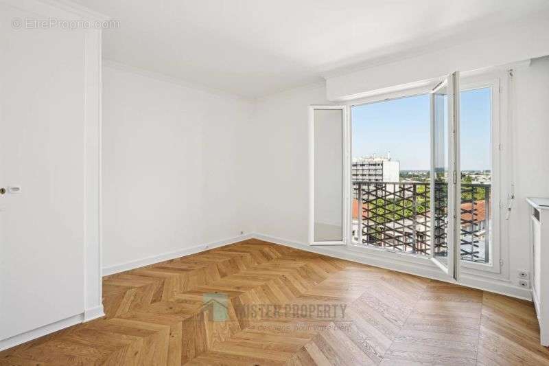 Appartement à RUEIL-MALMAISON