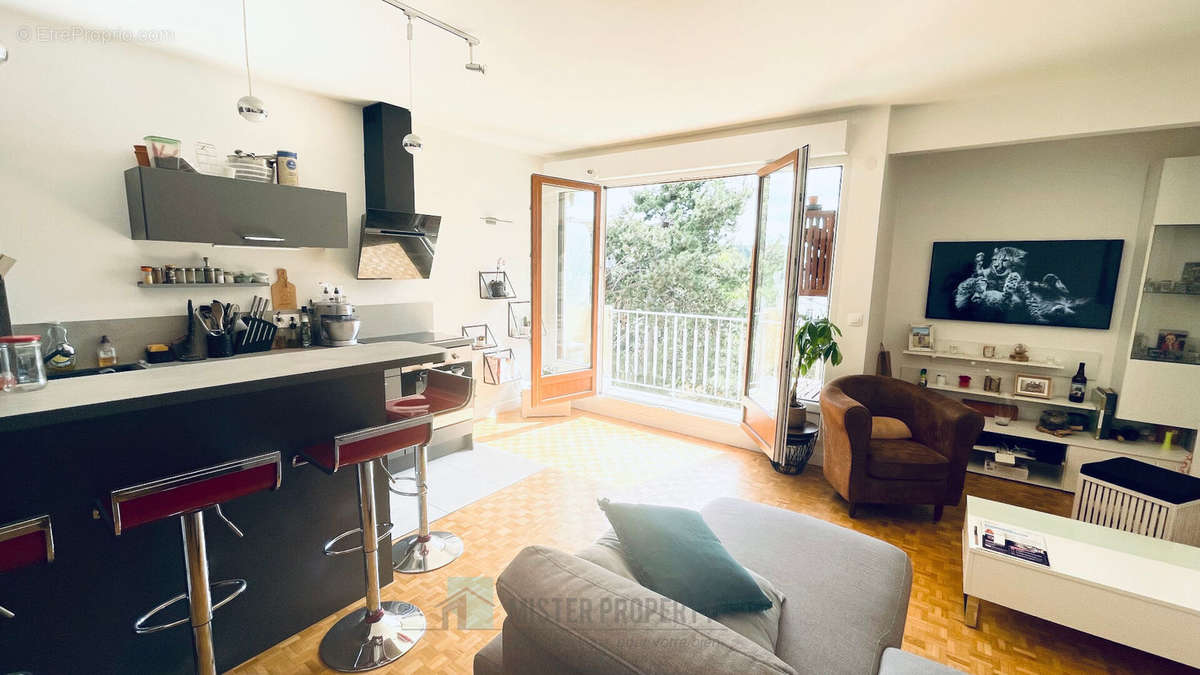 Appartement à RUEIL-MALMAISON