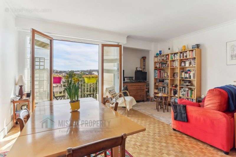 Appartement à RUEIL-MALMAISON