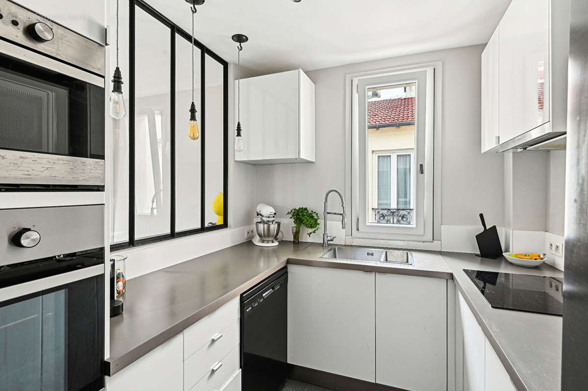 Appartement à LEVALLOIS-PERRET