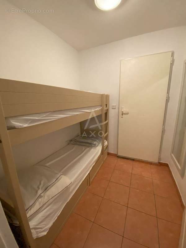 Appartement à LES ISSAMBRES