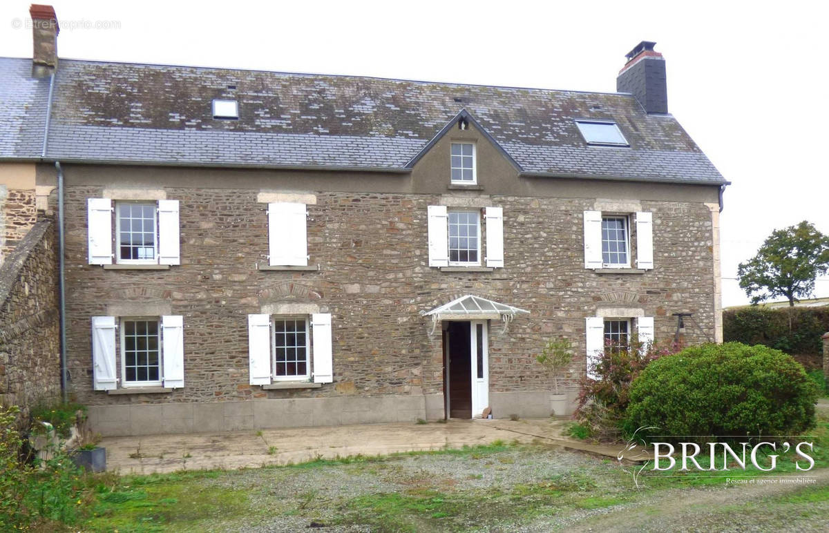 Maison à LA FEUILLIE