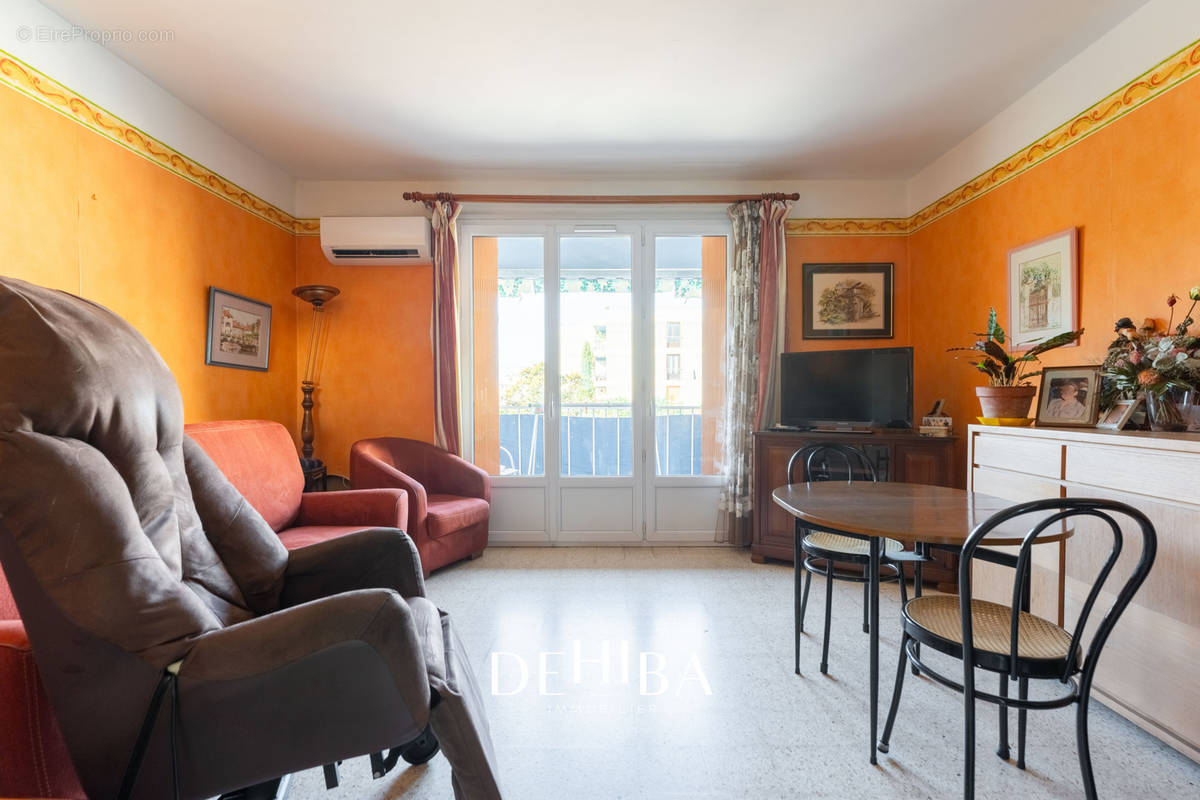 Appartement à MARSEILLE-8E