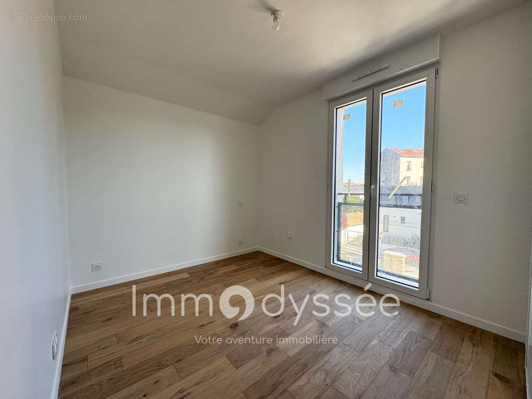 Appartement à LE PERREUX-SUR-MARNE