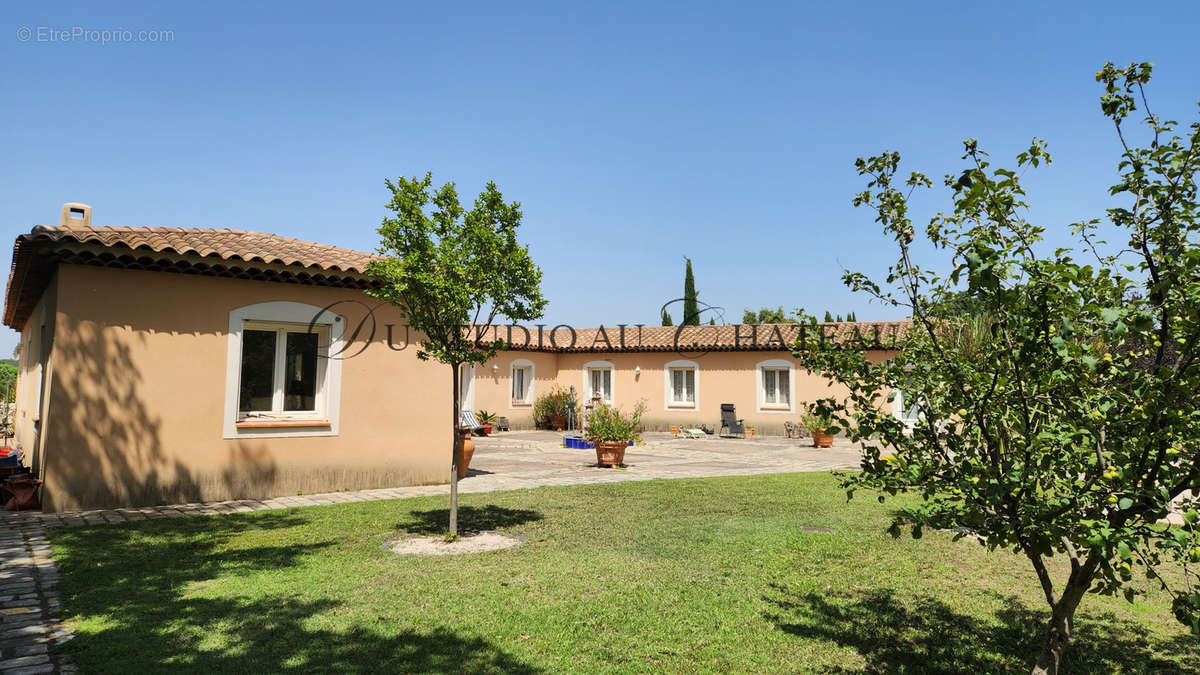 Maison à CABRIES