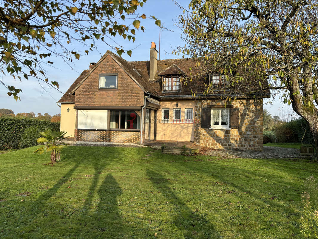 Maison à MAUVES-SUR-HUISNE