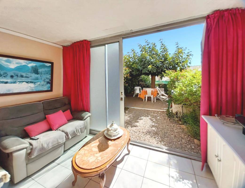 Appartement à VALRAS-PLAGE