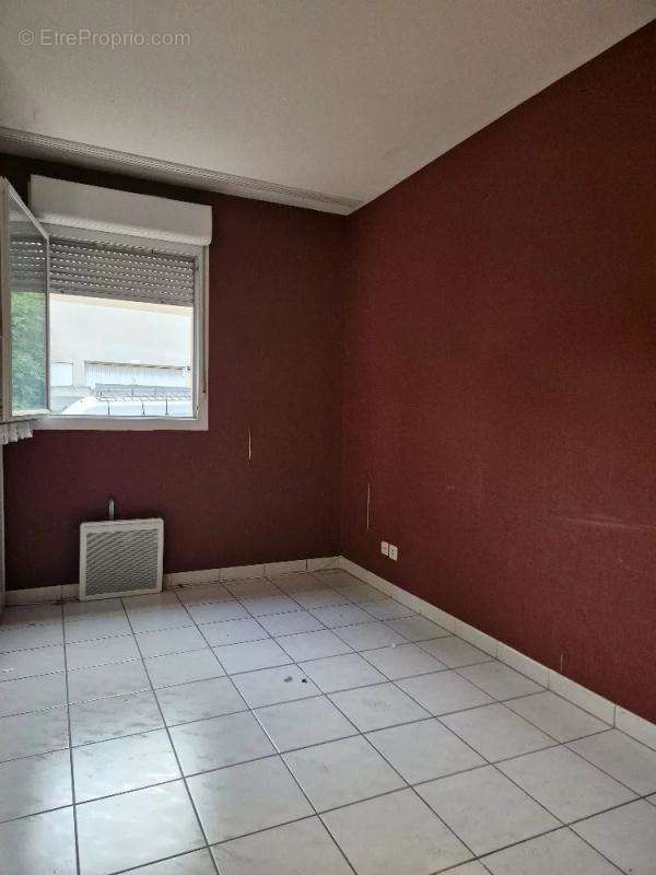 Appartement à MARSEILLE-15E