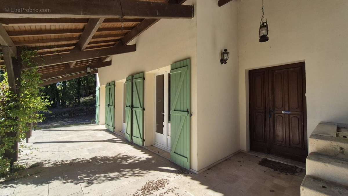 Maison à BARRO