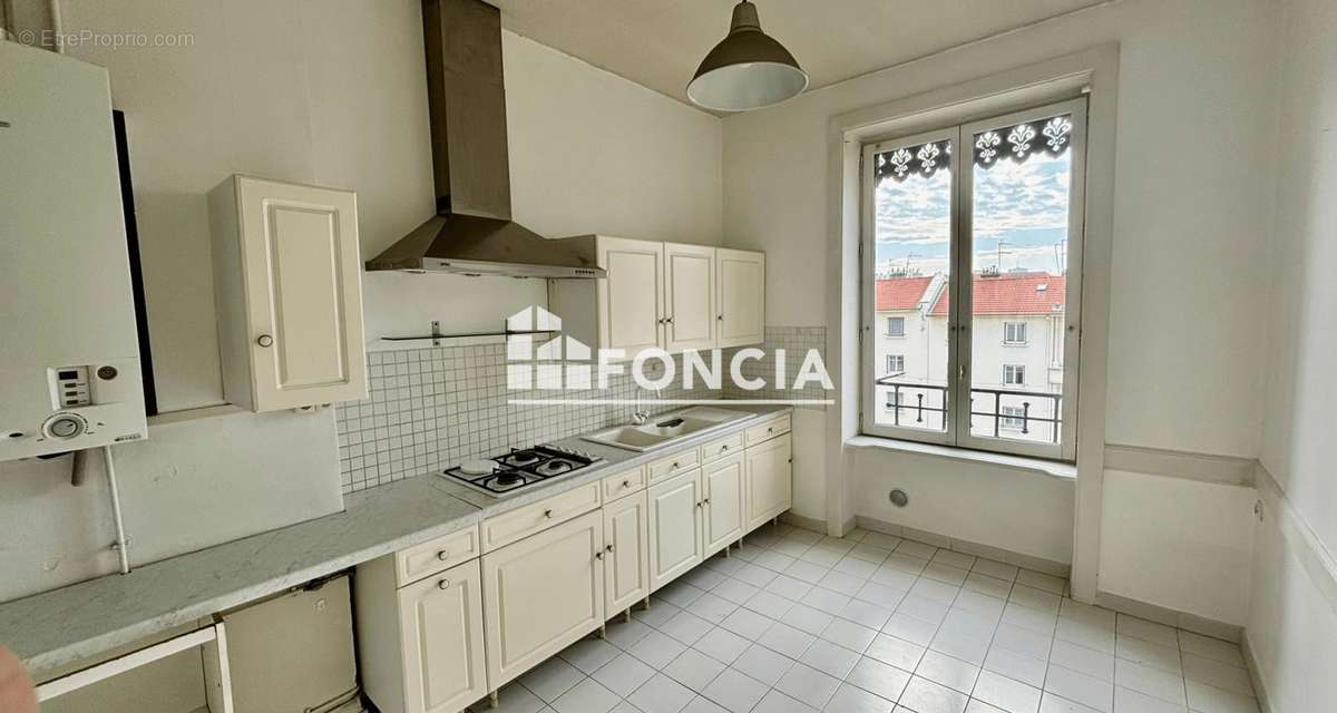 Appartement à LYON-3E