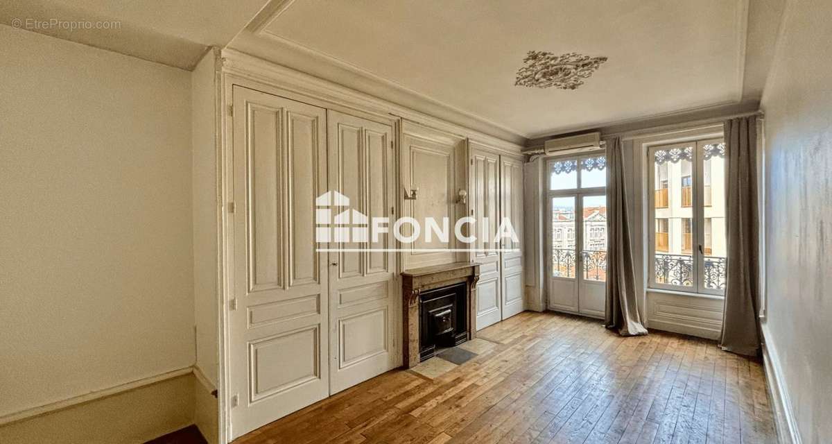 Appartement à LYON-3E