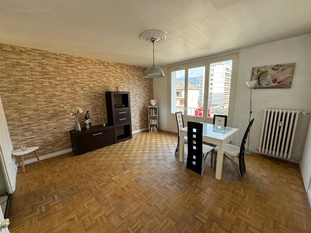 Appartement à CHAMBERY