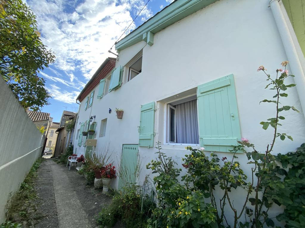 Maison à NERAC