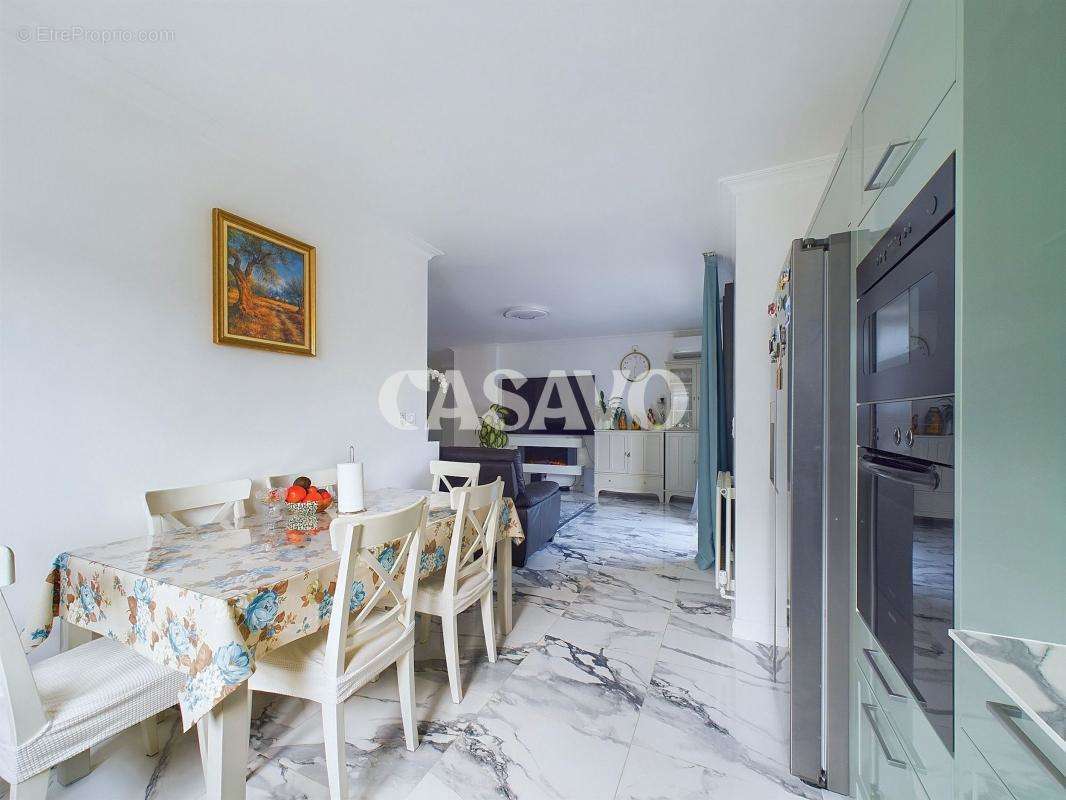 Appartement à MARSEILLE-8E