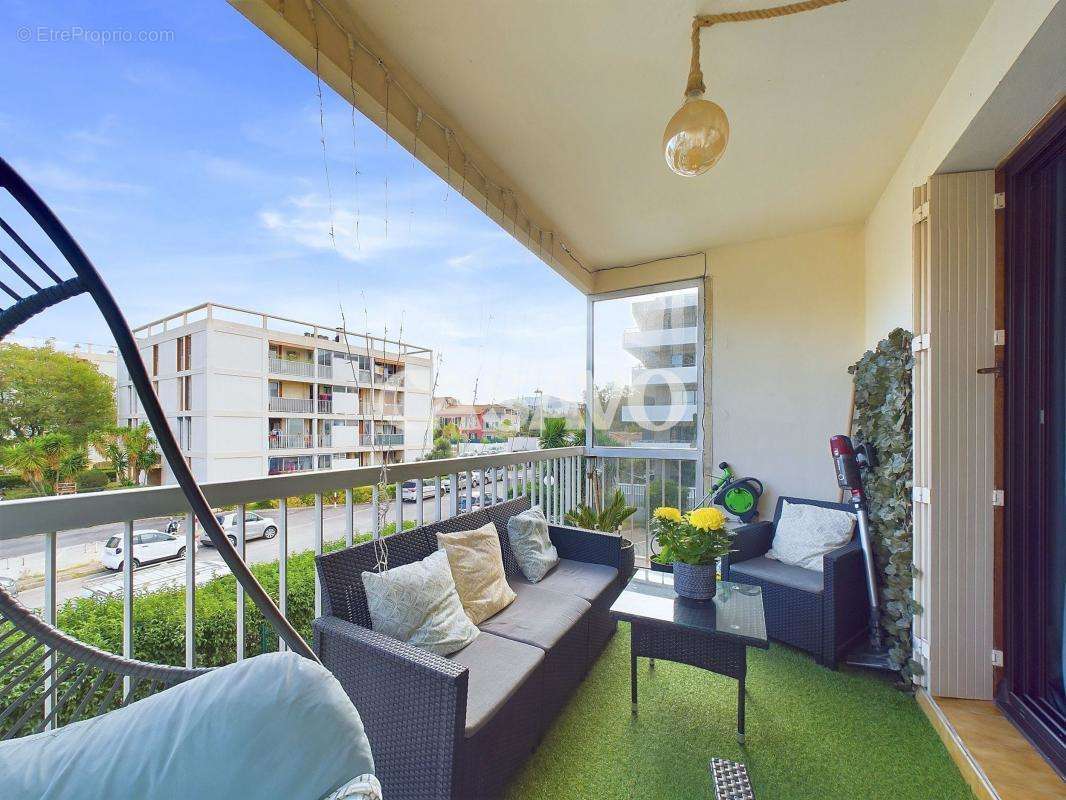 Appartement à MARSEILLE-8E