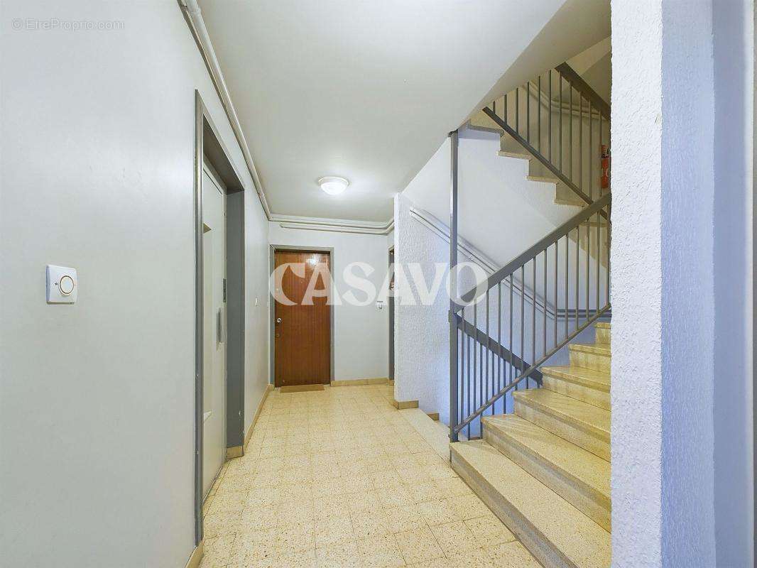 Appartement à MARSEILLE-8E