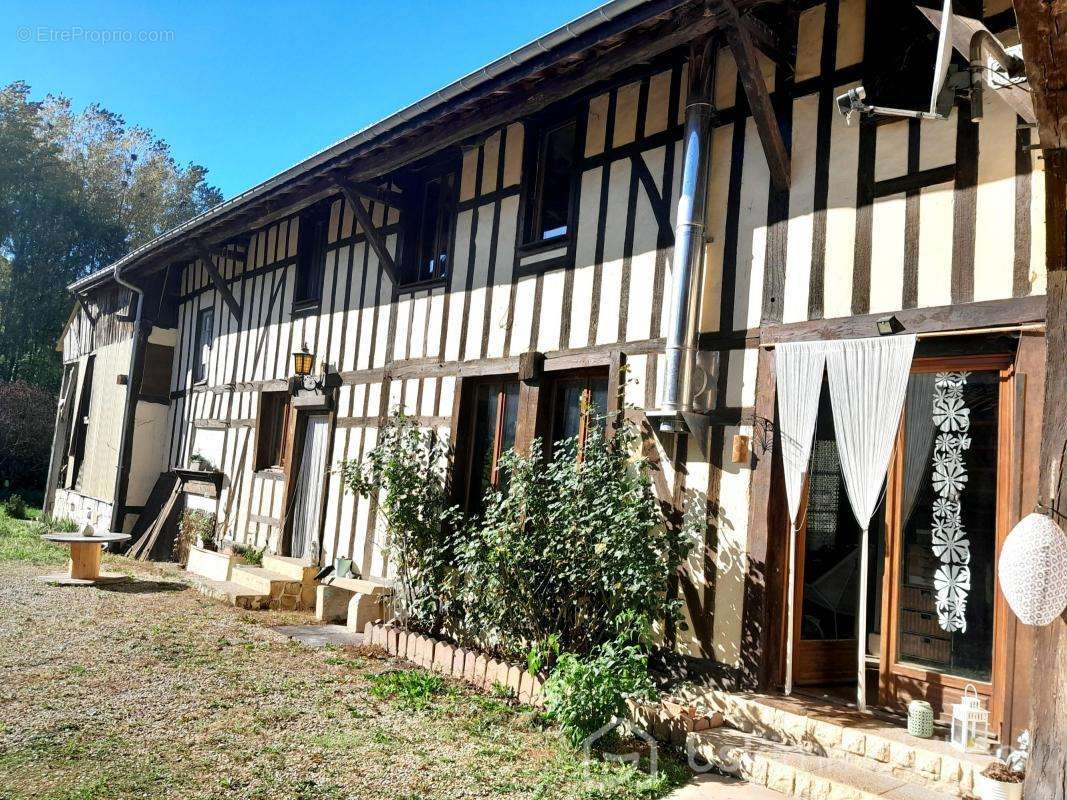 Maison à SAINT-AMAND-SUR-FION