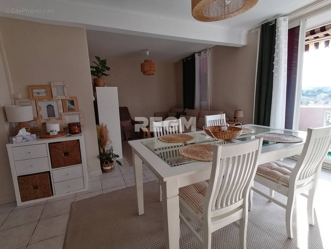 Appartement à MARSEILLE-14E