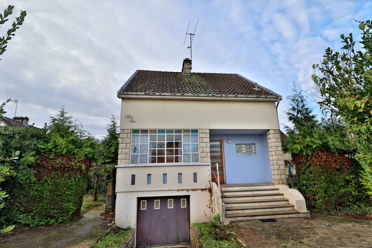 Maison à SAINT-ANDRE-LES-VERGERS