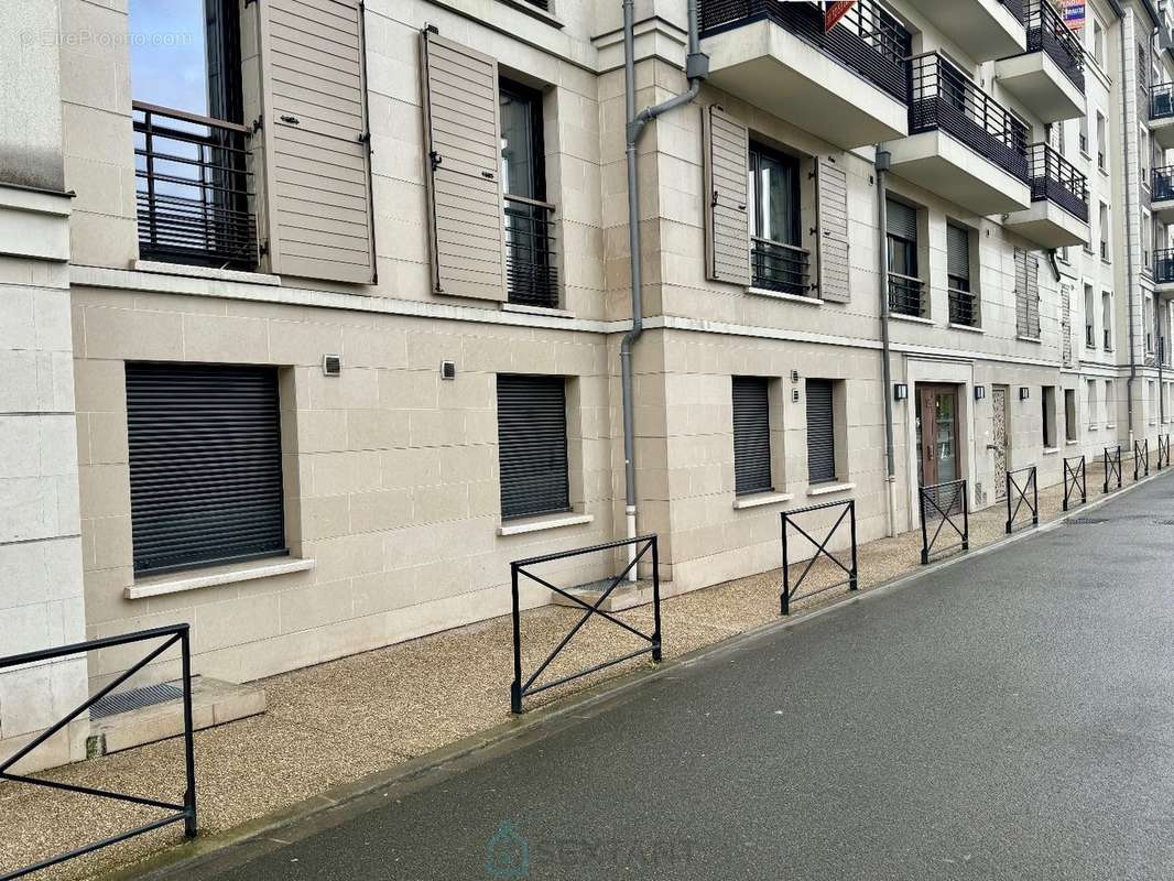 Appartement à SARTROUVILLE