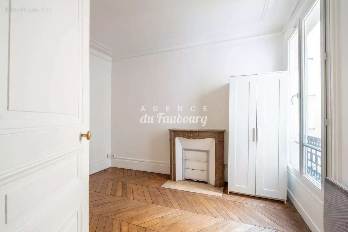 Appartement à PARIS-9E