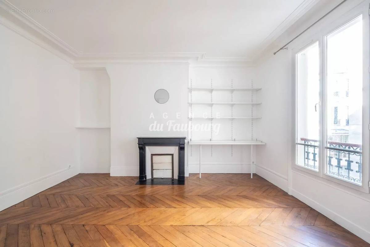 Appartement à PARIS-9E