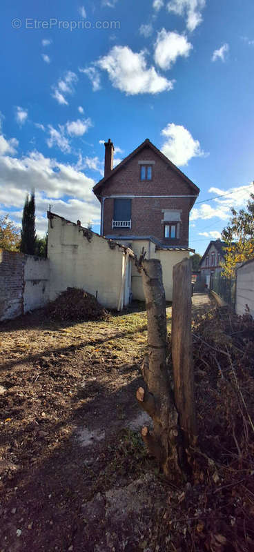 Maison à CREPY-EN-VALOIS