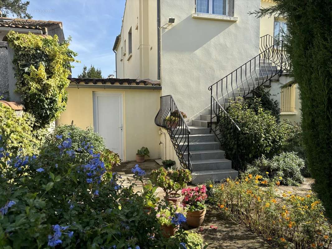 Appartement à ARLES