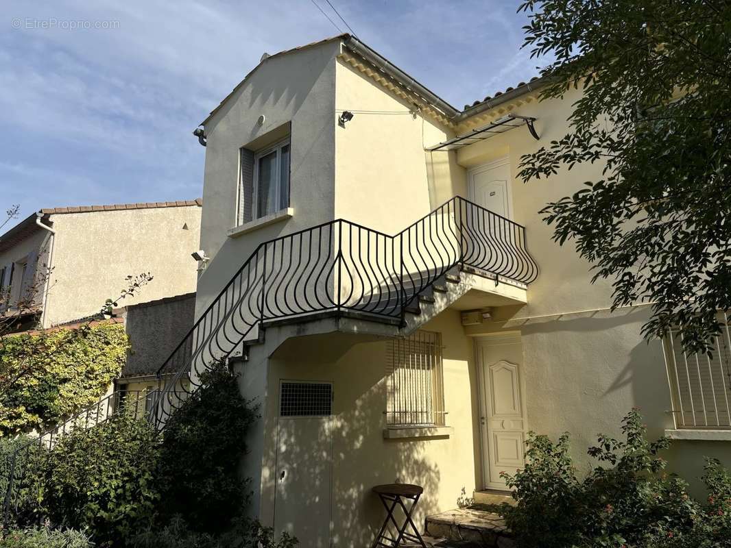 Appartement à ARLES