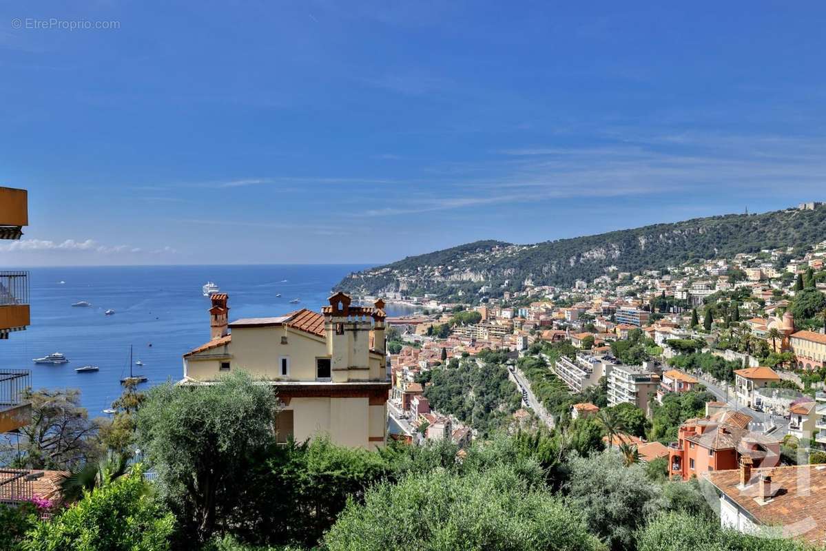 Appartement à VILLEFRANCHE-SUR-MER