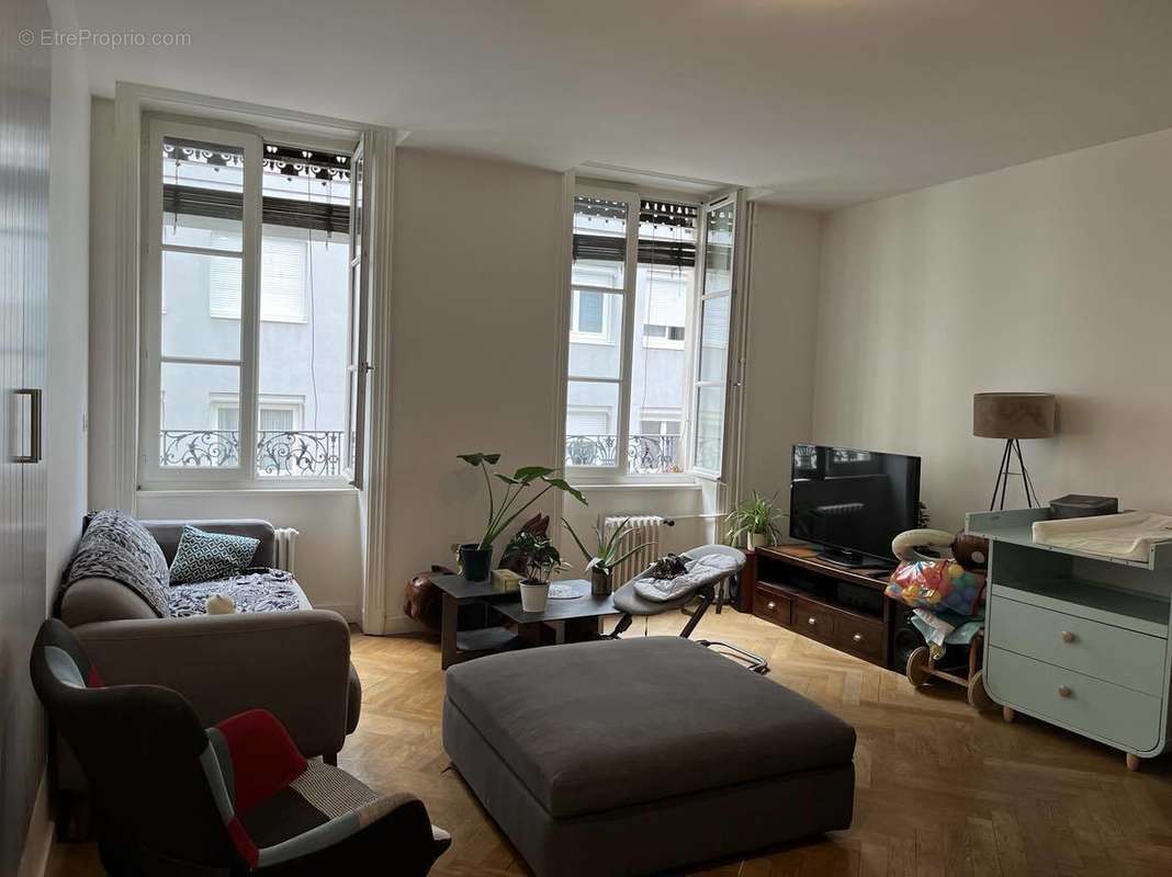 Appartement à LYON-3E