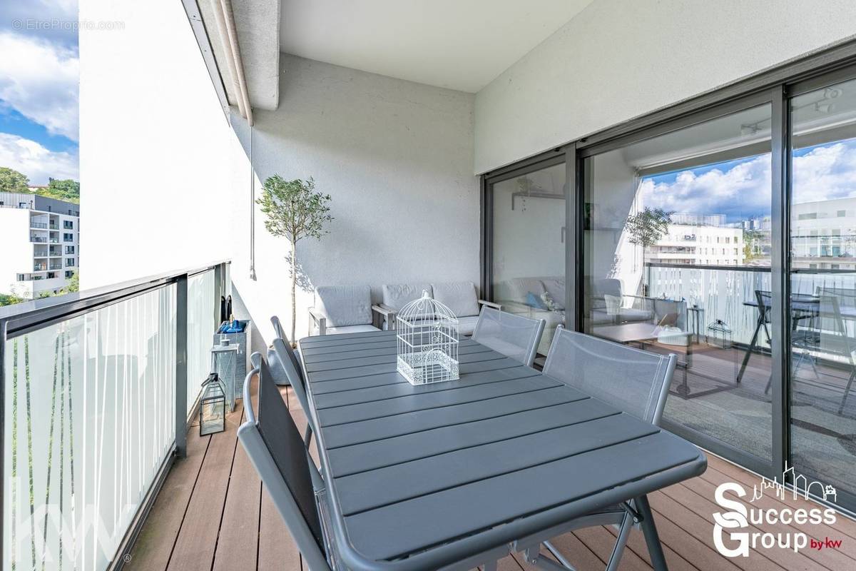 Appartement à LYON-9E