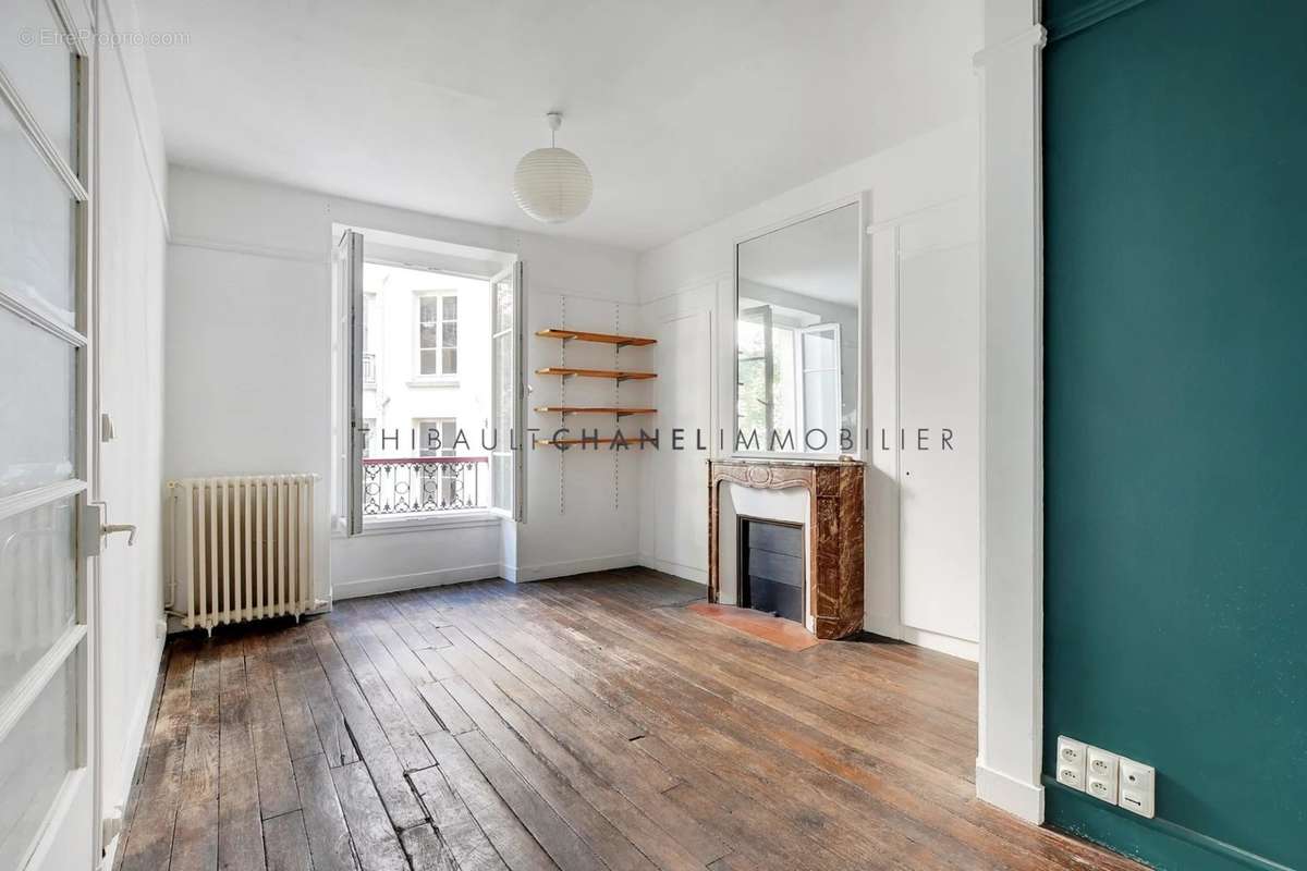 Appartement à PARIS-10E