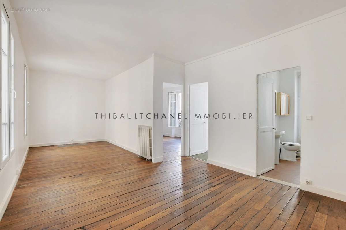 Appartement à PARIS-10E