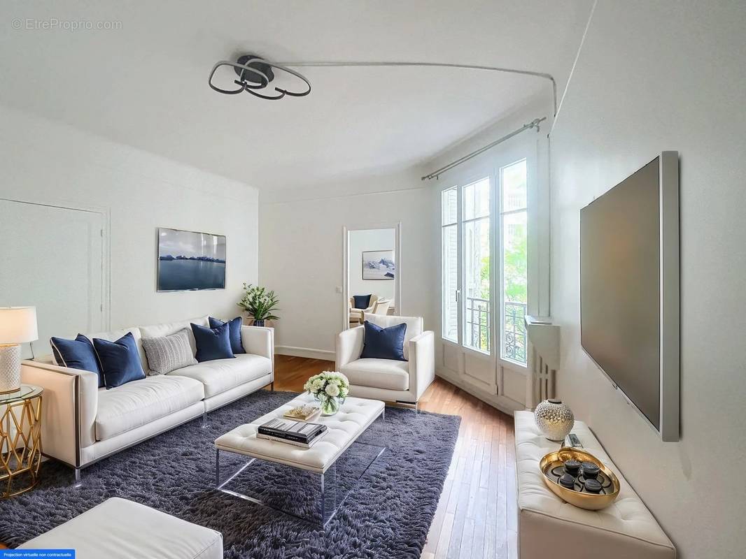 Appartement à PARIS-16E