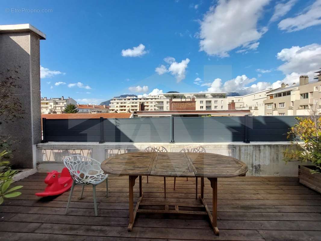 Appartement à GRENOBLE