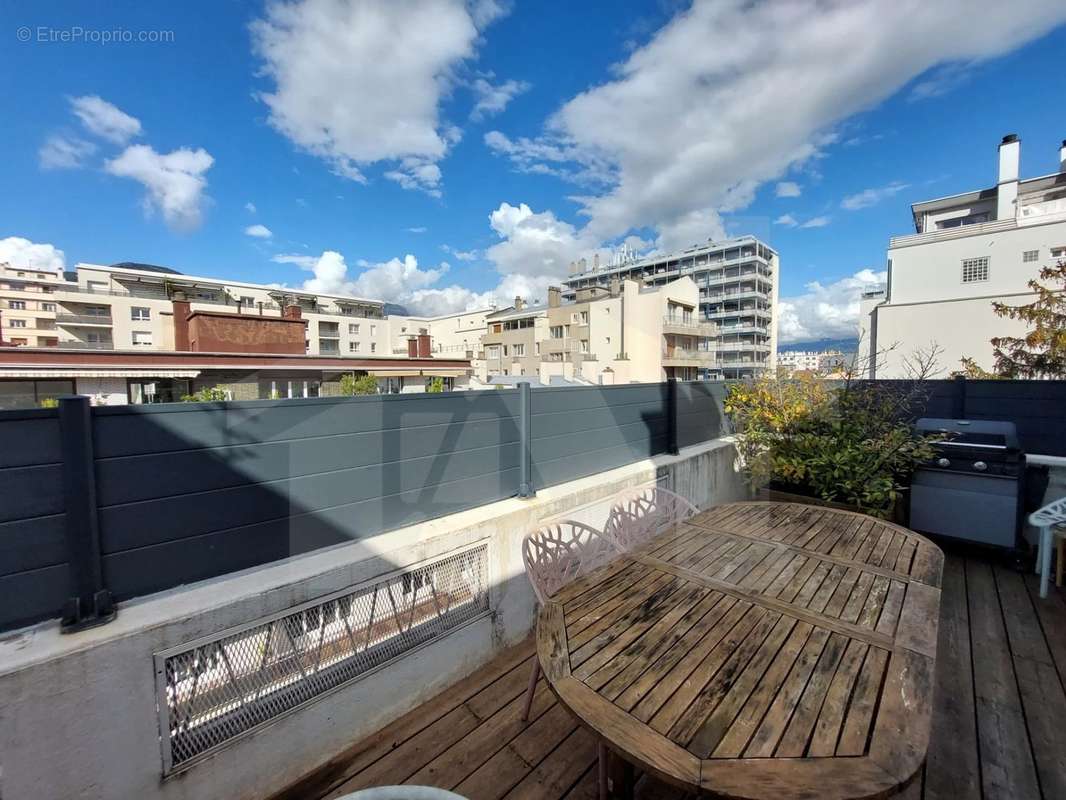 Appartement à GRENOBLE