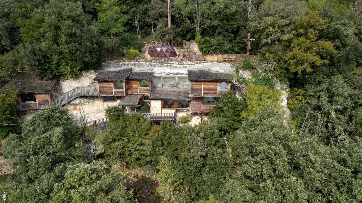 Maison à SAINT-CYPRIEN