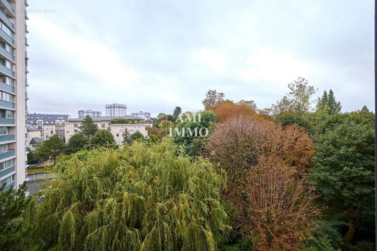 Appartement à CHATILLON