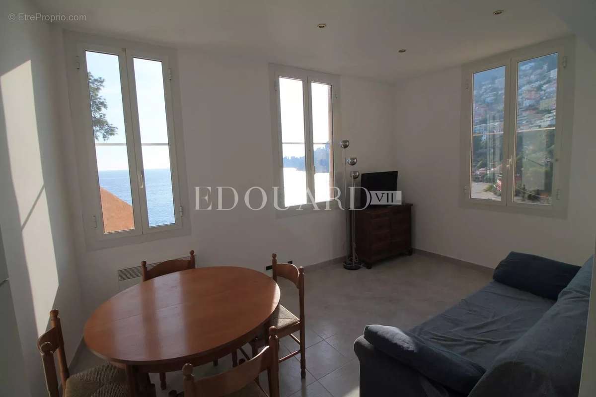 Appartement à ROQUEBRUNE-CAP-MARTIN