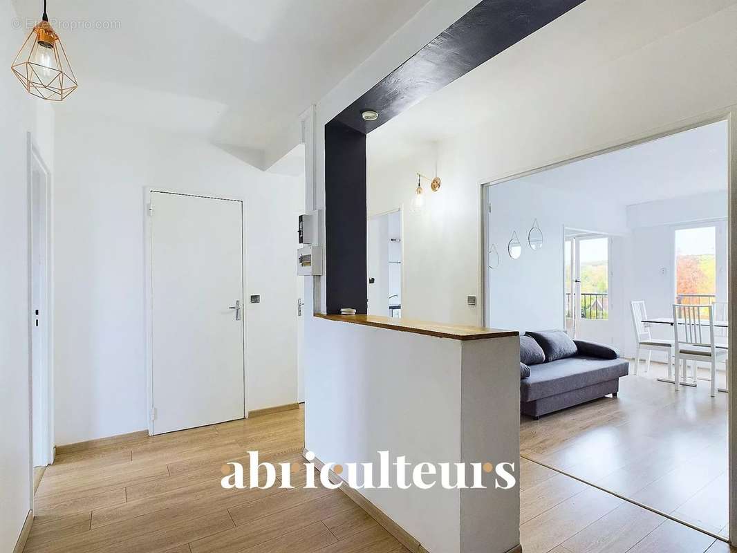 Appartement à PLAISIR