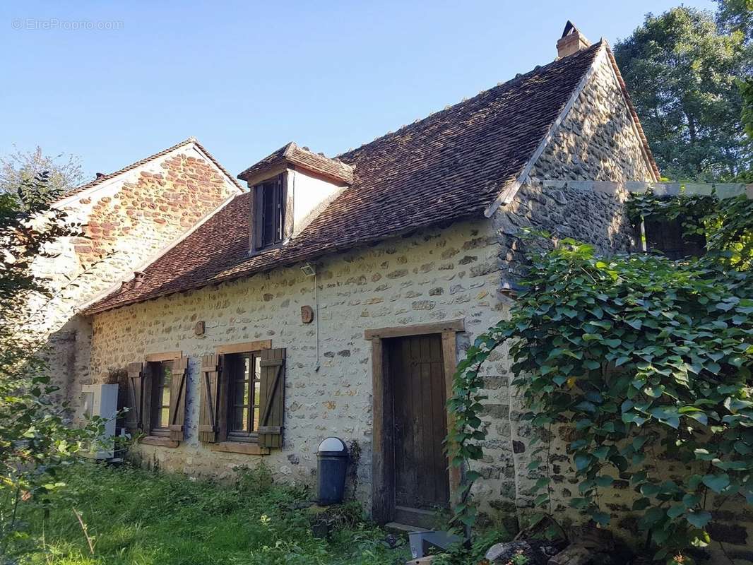 Maison à LIGNAC